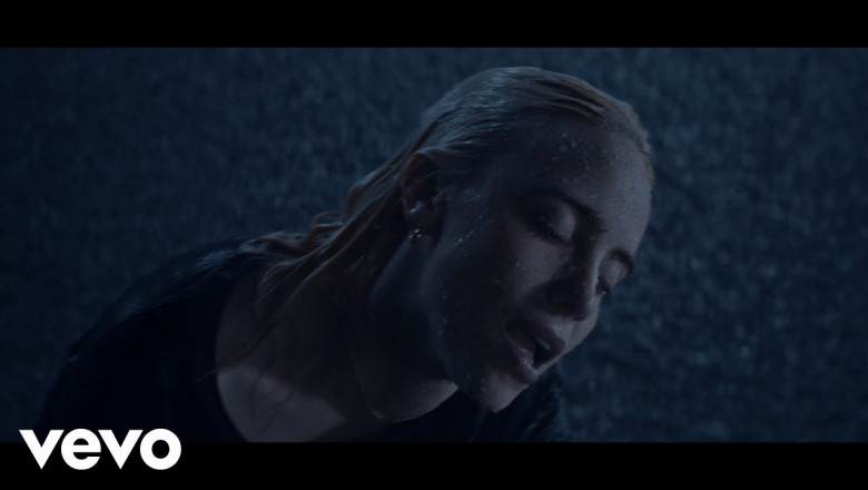 Billie Eilish - Happier Than Ever (Official Music Video)