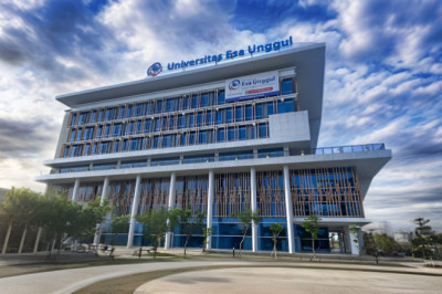 Program Studi terakreditasi A dan International di Universitas Esa Unggul